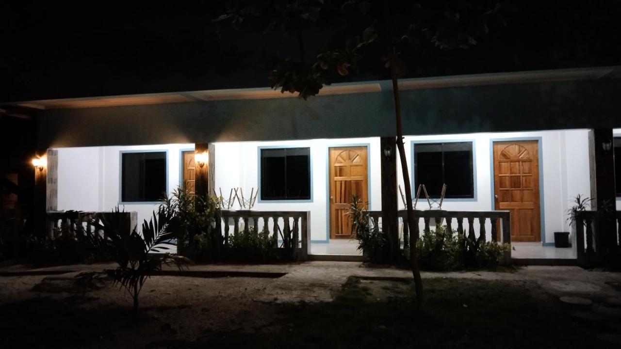 Elen Inn - Malapascua Island Fan Room #2 Екстер'єр фото